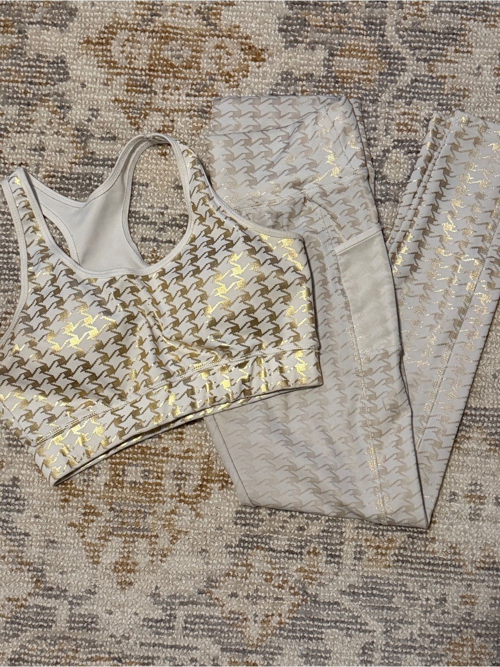 Metallic Houndstooth Sports Bra & Legging Set - Gold on Cream